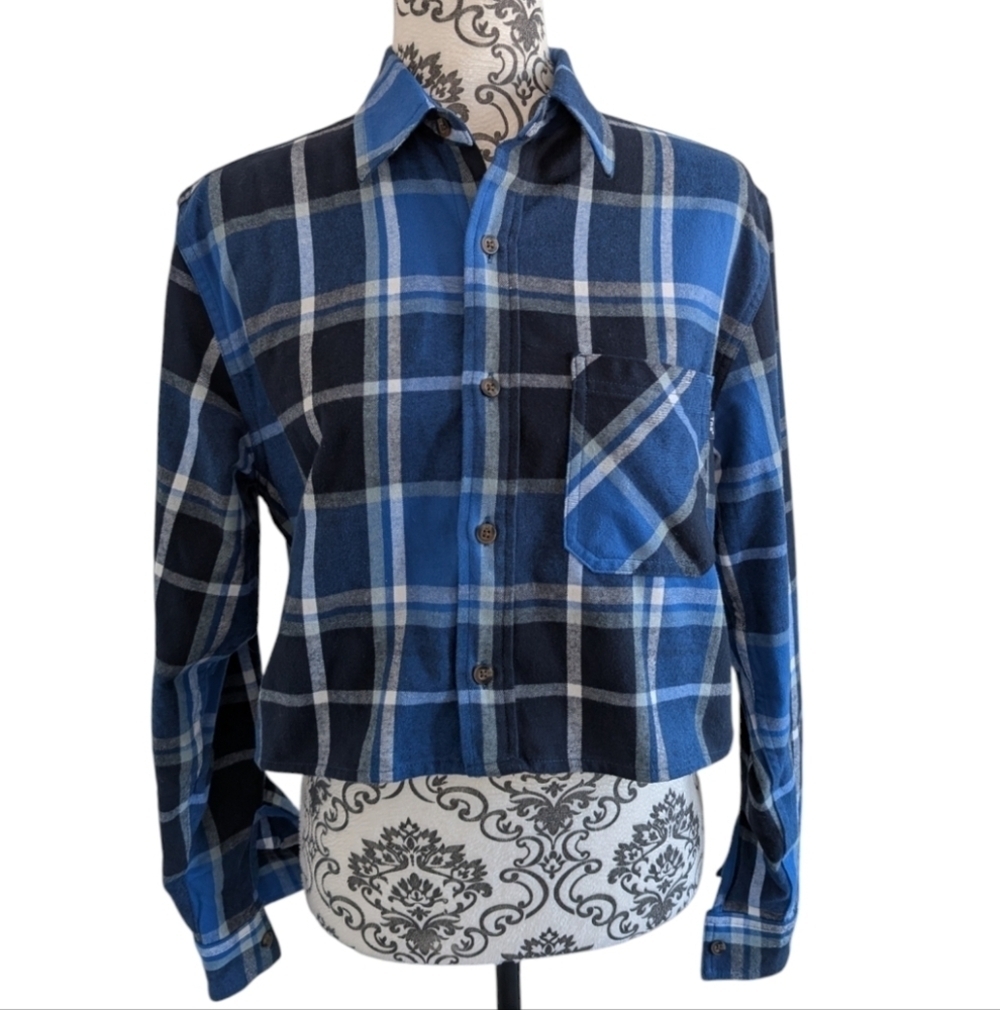 Aritzia TNA Plaid Flannel Shirt XS Black Blue Button Up Cotton Grunge - Picture 2 of 14